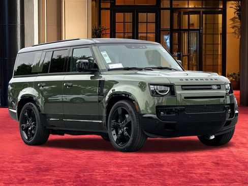 New 2026 Land Rover Defender 130 X-Dynamic SE AWD/4WD image 7