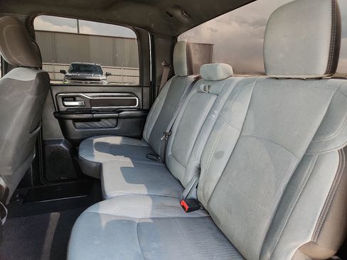 Used 2024 RAM 3500 Big Horn AWD/4WD image 10