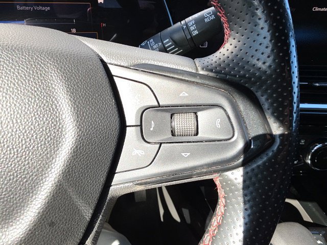 Used 2026 Chevrolet Trax RS w/ Driver Confidence Package FWD image 21