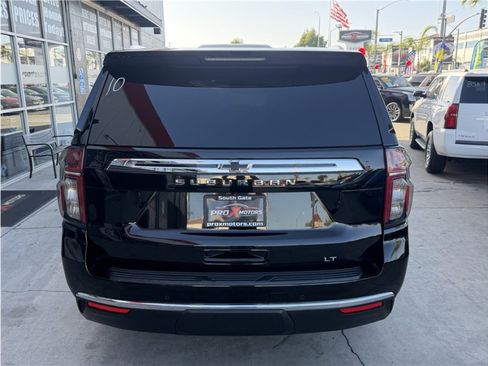 Used 2021 Chevrolet Suburban LT RWD image 13