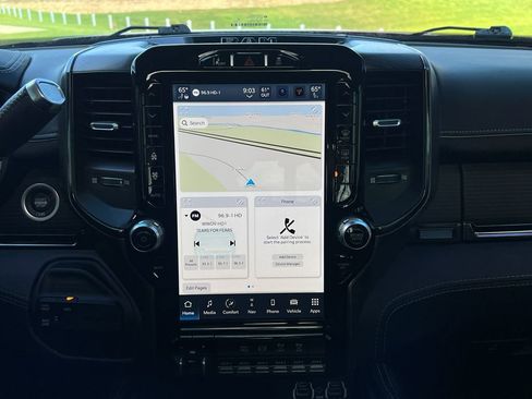 Used 2024 RAM 2500 Limited image 27