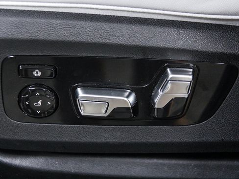 Used 2026 BMW XM Label Red AWD/4WD image 21