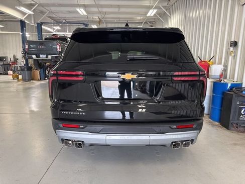 New 2026 Chevrolet Traverse LT FWD image 11