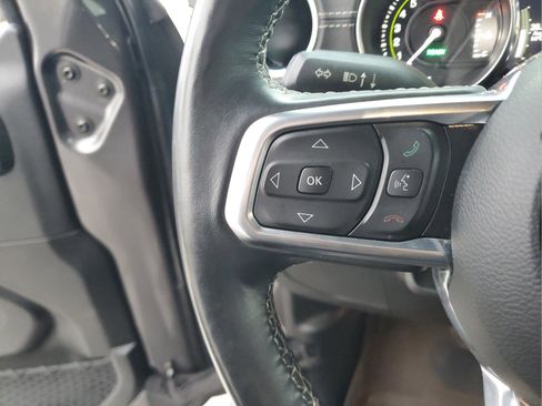 Used 2021 Jeep Wrangler Unlimited Sahara w/ Cold Weather Group image 25