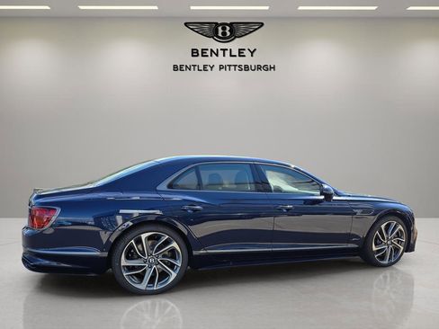 New 2025 Bentley Flying Spur Plug-In Hybrid image 4