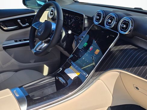 New 2026 Mercedes-Benz GLC 300 4MATIC image 26