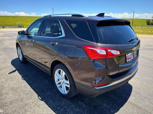 Used 2020 Chevrolet Equinox Premier AWD/4WD image 16