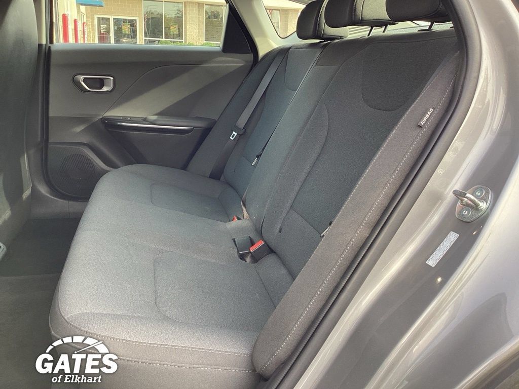 Used 2025 Kia K4 FWD image 15