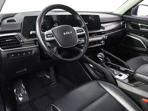 Used 2025 Kia Telluride S AWD/4WD image 11