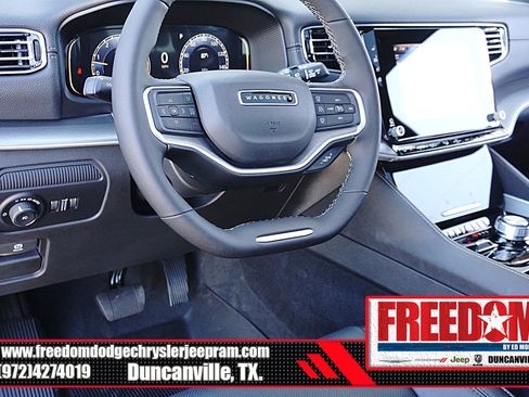 New 2025 Jeep Wagoneer Series II image 28