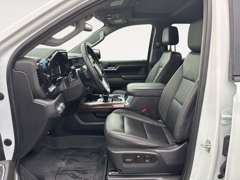 Used 2023 GMC Sierra 1500 Elevation w/ Elevation Premium Package image 16