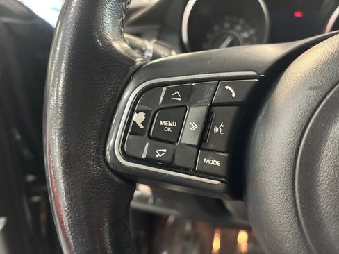 Used 2018 Jaguar E-PACE S AWD/4WD image 25