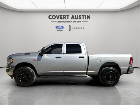 Used 2024 RAM 2500 Tradesman w/ Chrome Appearance Group image 2