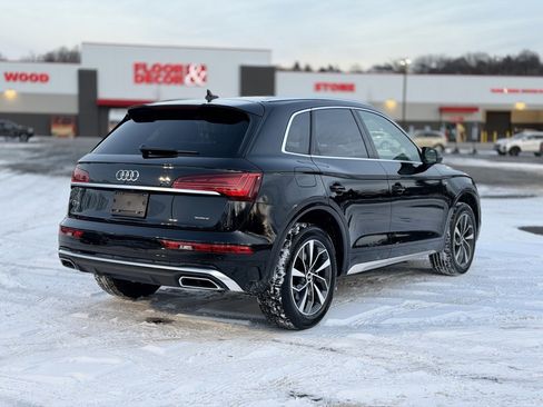 Used 2023 Audi Q5 2.0T Premium w/ Convenience Package image 7