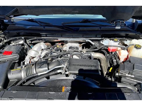 Used 2024 GMC Sierra 3500 Denali Ultimate AWD/4WD image 31