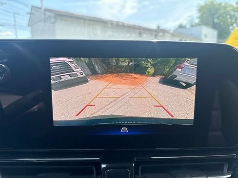 Used 2024 Chevrolet TrailBlazer RS w/ Convenience Package AWD/4WD image 18