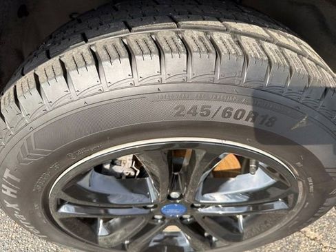 Used 2020 Ford Edge SEL image 30