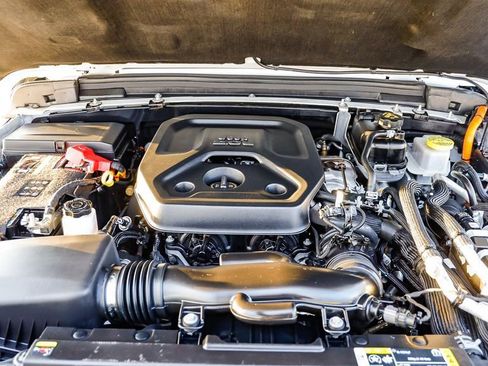 Used 2023 Jeep Wrangler Unlimited Rubicon 4xe image 32