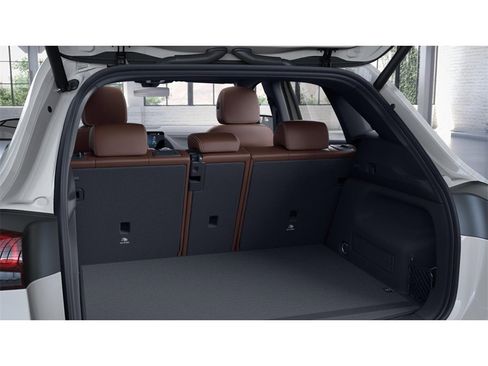 Used 2022 Mercedes-Benz GLA 250 4MATIC image 7