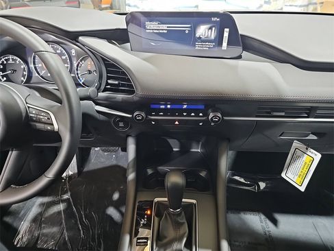 New 2026 MAZDA MAZDA3 2.5 S Sedan w/ Preferred Pkg image 19