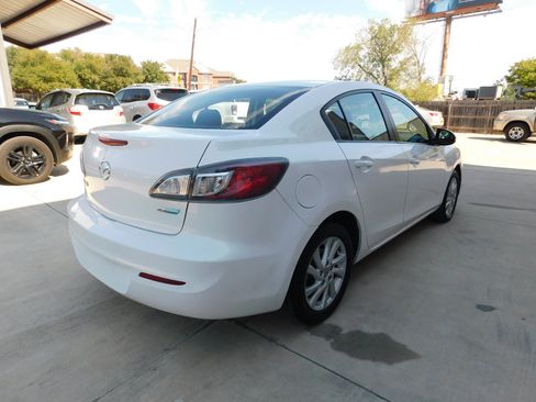 Used 2012 MAZDA MAZDA3 i Touring image 8