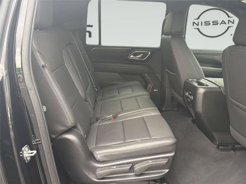 Used 2024 Chevrolet Suburban LT AWD/4WD image 33