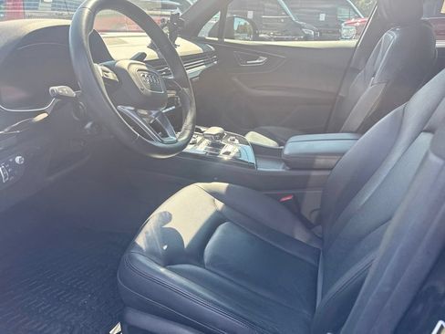 Used 2018 Audi Q7 3.0T Prestige w/ Prestige Package AWD/4WD image 3