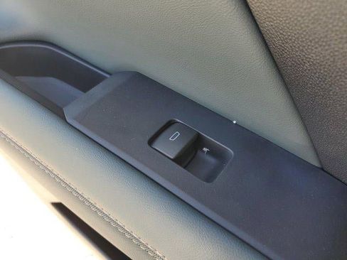 New 2026 GMC Terrain AT4 w/ Technology Package II AWD/4WD image 14