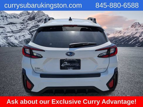Used 2024 Subaru Crosstrek 2.0i Premium AWD/4WD image 4