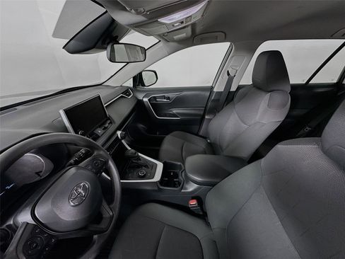 Certified 2025 Toyota RAV4 XLE image 5