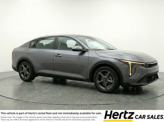 Used 2025 Kia K4 LXS video 1