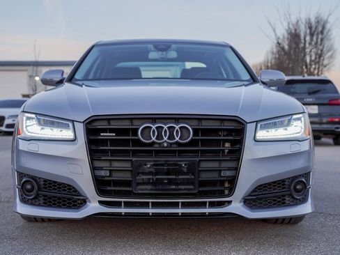 Used 2018 Audi A8 L 4.0T image 11
