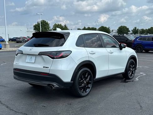 Certified 2024 Honda HR-V Sport image 7