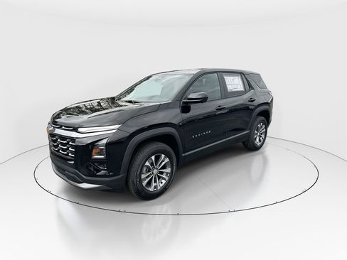 New 2026 Chevrolet Equinox LT w/ Safety and Technology Package image 4