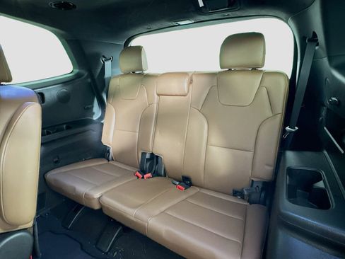 Used 2022 Kia Telluride SX w/ SX Prestige Package image 30