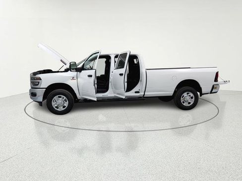 New 2026 RAM 3500 Tradesman AWD/4WD image 8