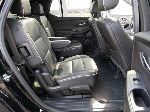 Used 2022 Chevrolet Traverse Premier w/ Redline Edition image 20