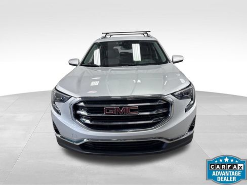 Used 2020 GMC Terrain SLT w/ Preferred Package AWD/4WD image 2