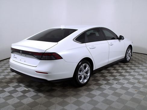 Used 2025 Honda Accord LX image 7