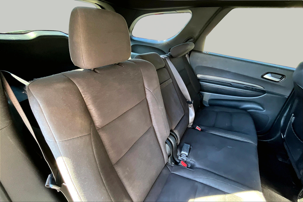 Used 2023 Dodge Durango SXT RWD image 25