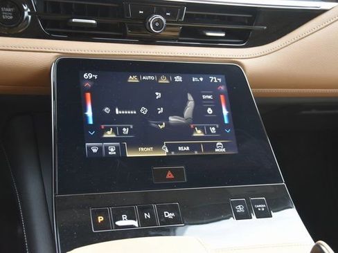 Certified 2025 INFINITI QX80 Sensory image 38