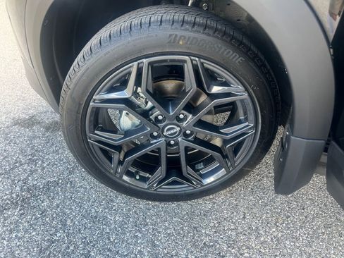 Used 2025 Nissan Kicks SR AWD/4WD image 27