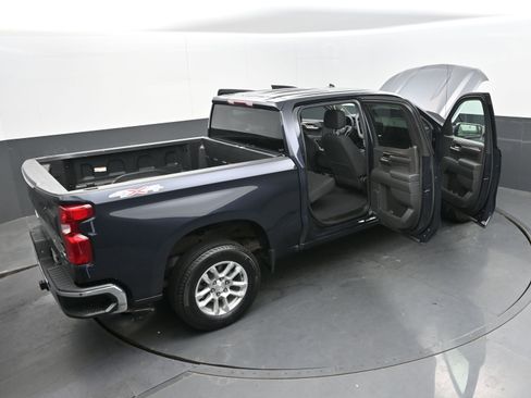 Used 2024 Chevrolet Silverado 1500 LT image 41