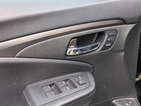 Used 2019 Honda Pilot EX-L image 12