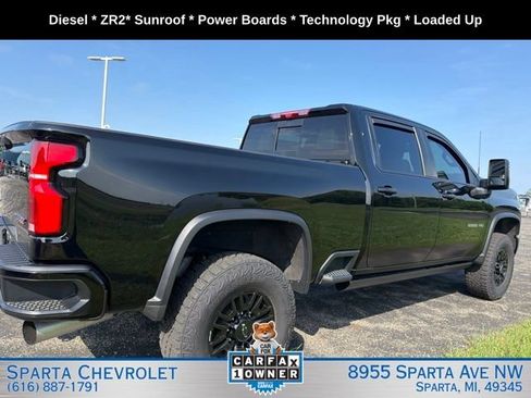 Used 2025 Chevrolet Silverado 2500 ZR2 w/ Technology Package AWD/4WD image 3