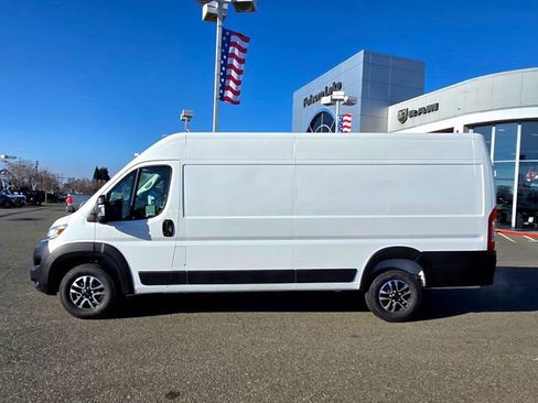 New 2026 RAM ProMaster 3500 w/ Quick Order Package 22G SLT image 8