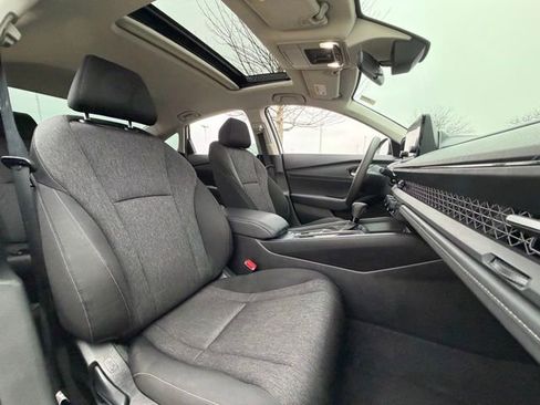 Used 2023 Honda Accord EX image 21