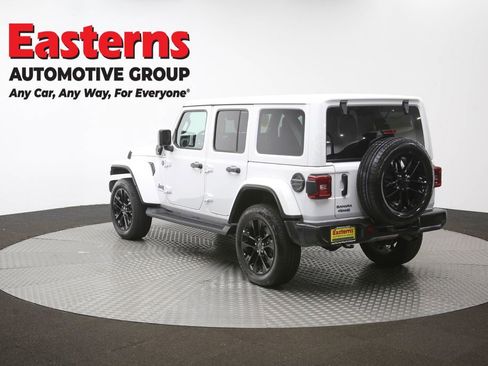 Used 2025 Jeep Wrangler Unlimited Sahara AWD/4WD image 60