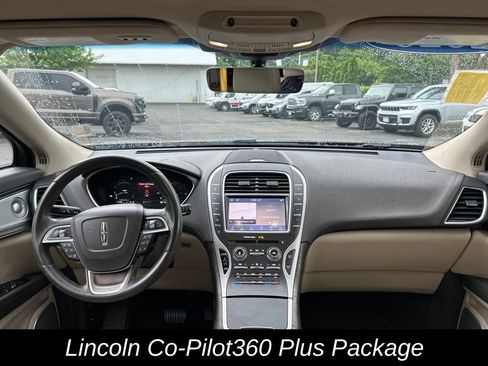 Used 2020 Lincoln Nautilus Reserve w/ Equipment Group 202A AWD/4WD image 13