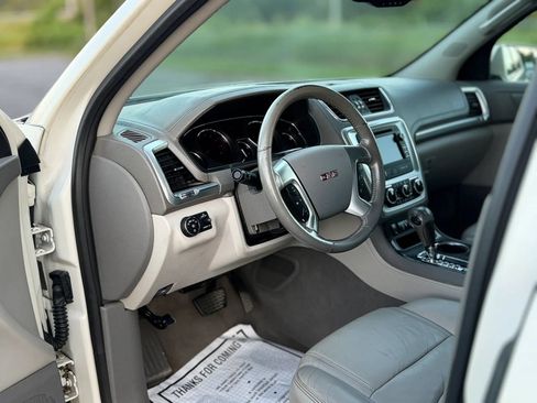 Used 2014 GMC Acadia SLT AWD/4WD image 10